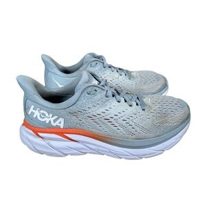 HOKA ONE ONE Clifton 8 Shoes in blue fog / plein air